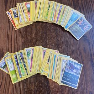200 Pokémon cards